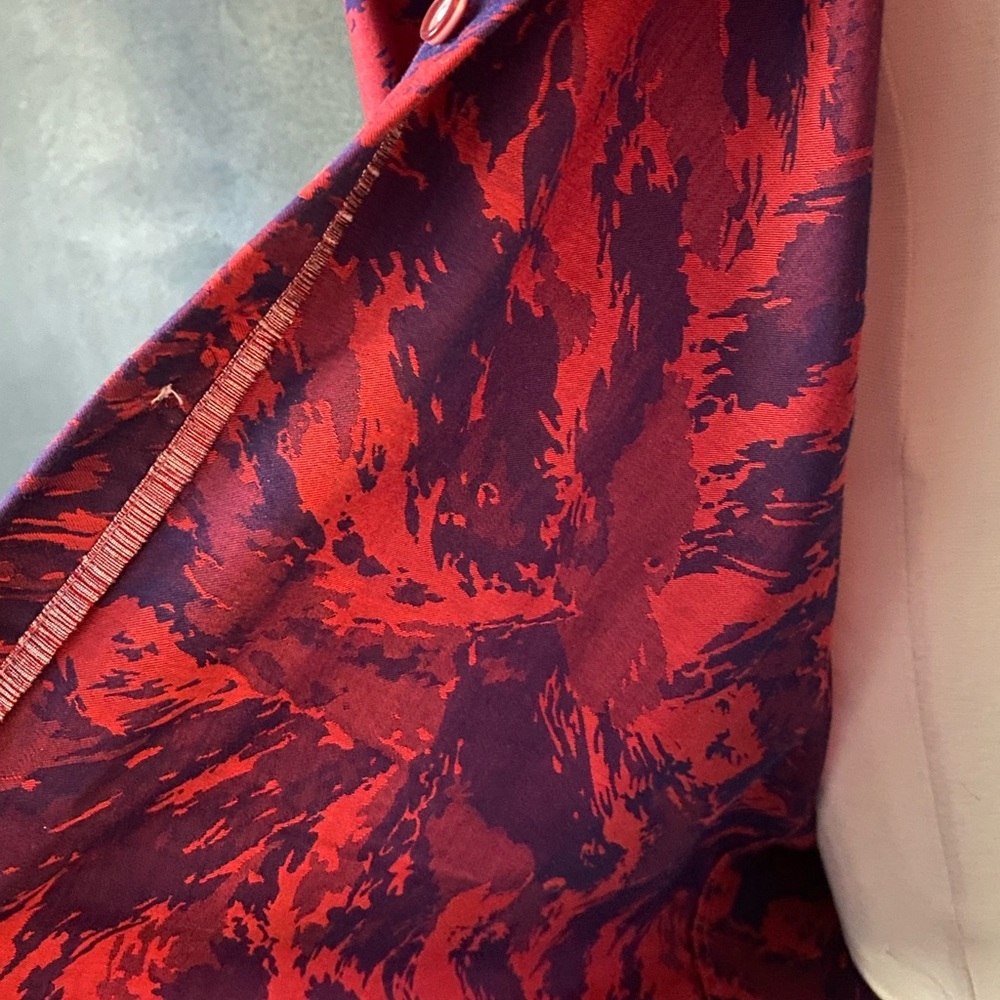 Robert Graham Red Purple Abstract Print Button Down Shirt Contrast Cuffs - Picture 10 of 10